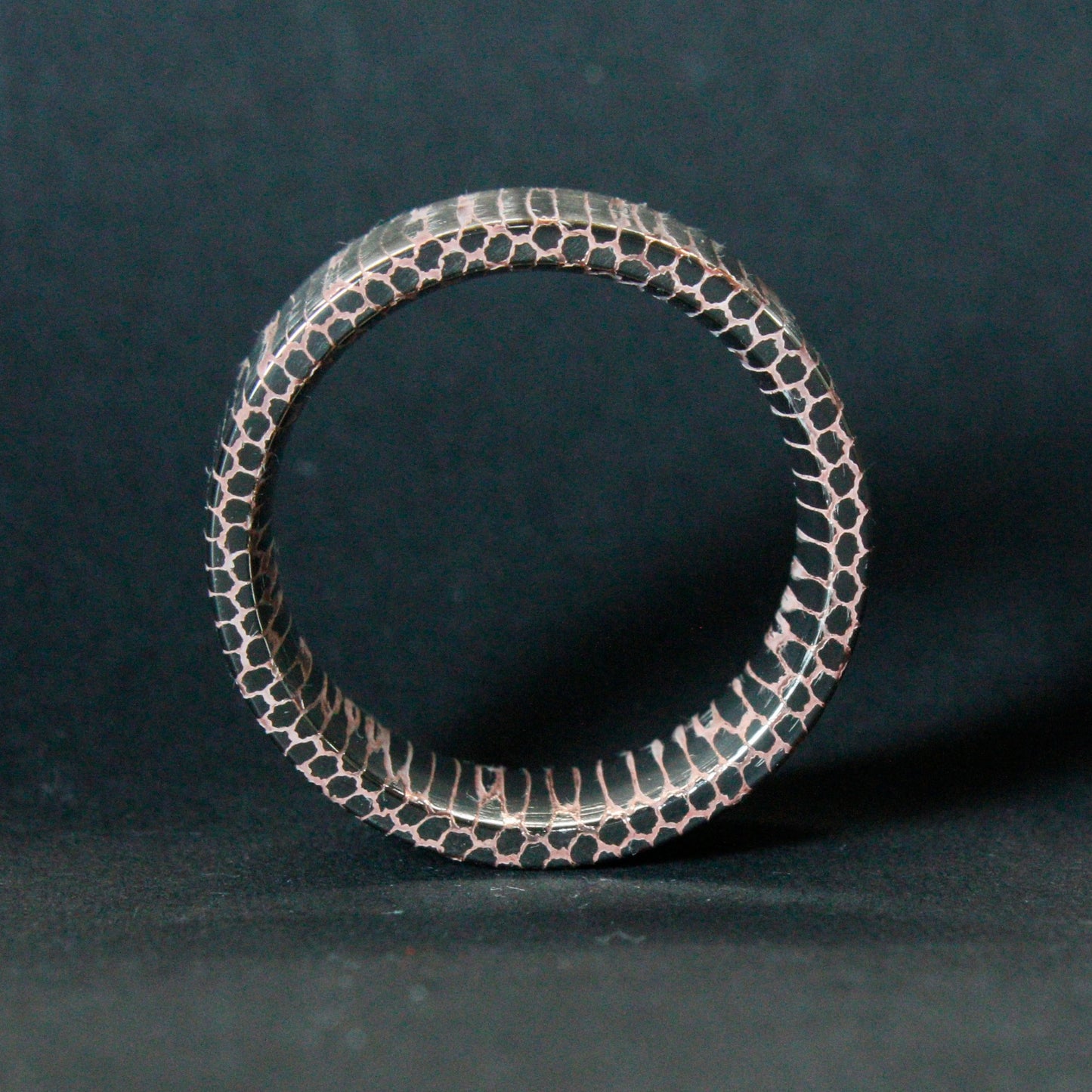 Lightly Etched Superconductor Ring