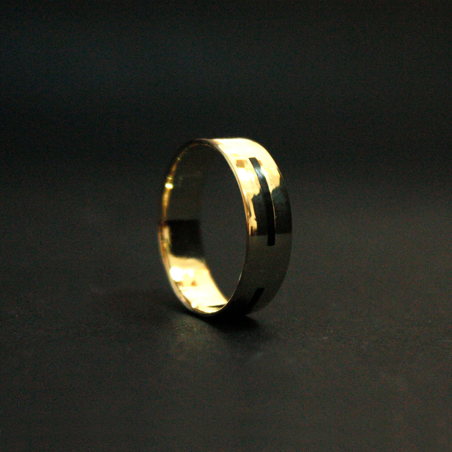 Gold Wedding Ring Inlaid with Carbon Fiber