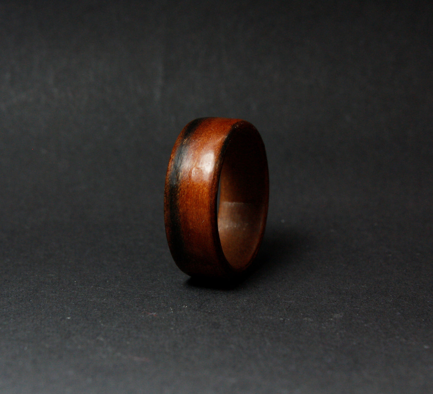 Tieno Bentwood Ring