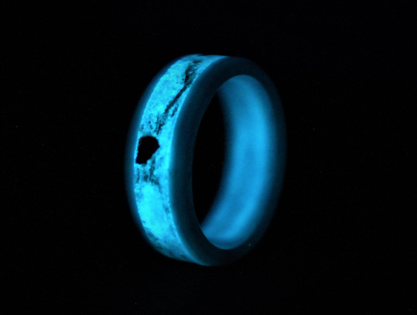 The Uranus Ring - White Ceramic Glow Ring